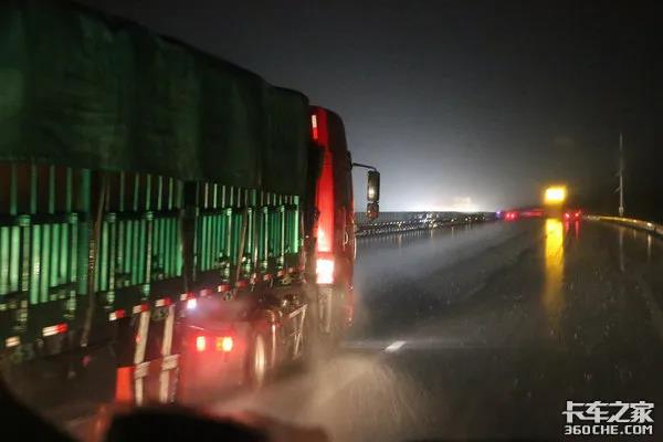 疲劳驾驶进入“一刀切”模式！想休息却没地停车！卡友太难了 - 第1张