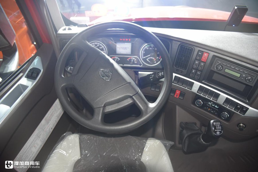 比平头卡车更安全舒适,20多万就能买,乘龙T5长头卡车考虑吗? - 第5张 - 提加商用车网 比平头卡车更安全舒适,20多万就能买,乘龙T5长头卡车考虑吗? - 第5张