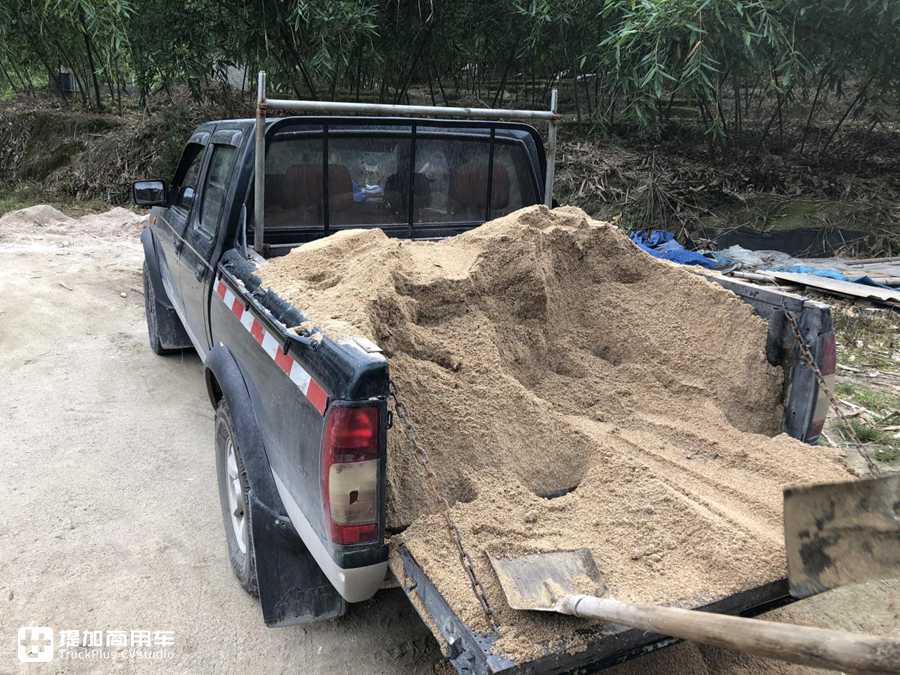 机械四驱摇杆最经典,真正的创业好帮手,2013款锐骐四驱皮卡实拍 - 第19张 - 提加商用车网 机械四驱摇杆最经典,真正的创业好帮手,2013款锐骐四驱皮卡实拍 - 第19张