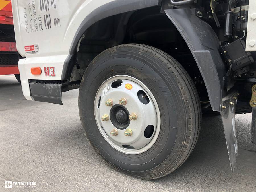 轻卡也有两节车厢车型上路了?山东凯马M3轻卡中置轴列车实拍 - 第8张 - 提加商用车网 轻卡也有两节车厢车型上路了?山东凯马M3轻卡中置轴列车实拍 - 第8张