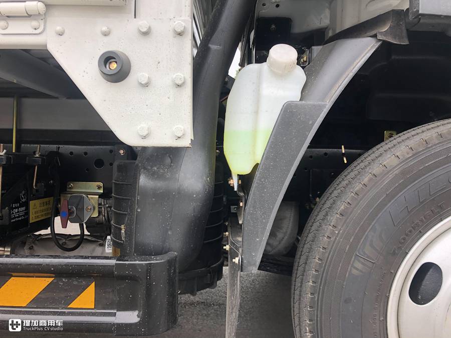 轻卡也有两节车厢车型上路了?山东凯马M3轻卡中置轴列车实拍 - 第11张 - 提加商用车网 轻卡也有两节车厢车型上路了?山东凯马M3轻卡中置轴列车实拍 - 第11张