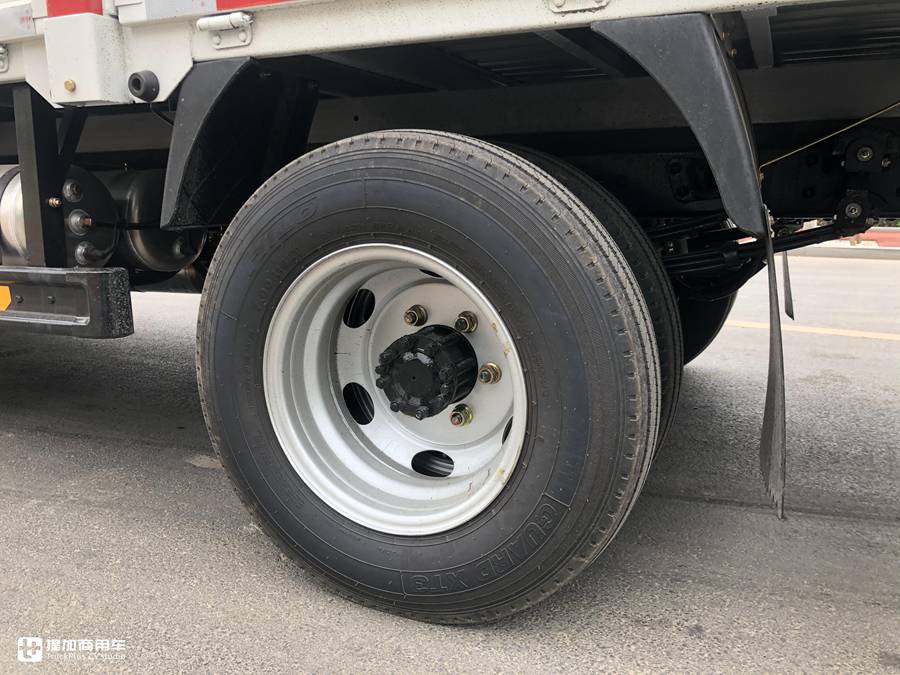 轻卡也有两节车厢车型上路了?山东凯马M3轻卡中置轴列车实拍 - 第13张 - 提加商用车网 轻卡也有两节车厢车型上路了?山东凯马M3轻卡中置轴列车实拍 - 第13张