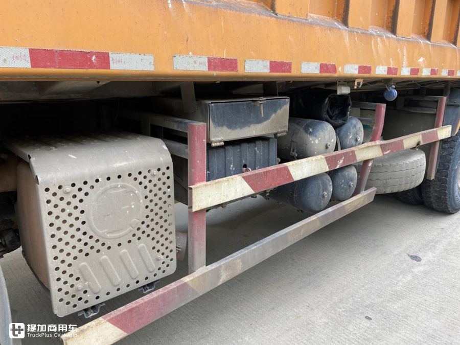 自卸车中的顶级车型，继承斯太尔衣钵，大马力德龙X3000自卸车评测 - 第8张