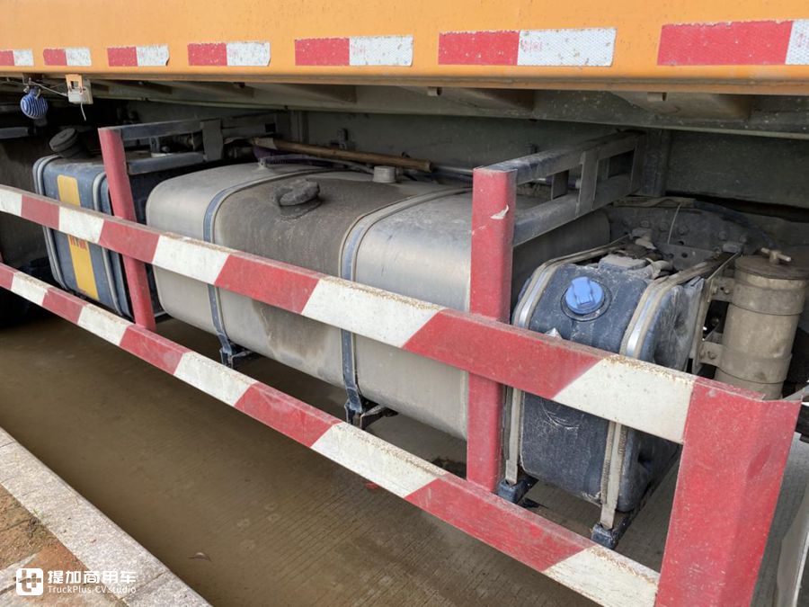 自卸车中的顶级车型，继承斯太尔衣钵，大马力德龙X3000自卸车评测 - 第9张