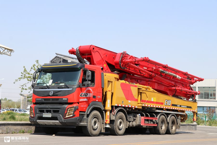 三一C10上装+沃尔沃FMX底盘,听说这是最强四桥泵车组合 - 第1张 - 提加商用车网 三一C10上装+沃尔沃FMX底盘,听说这是最强四桥泵车组合 - 第1张