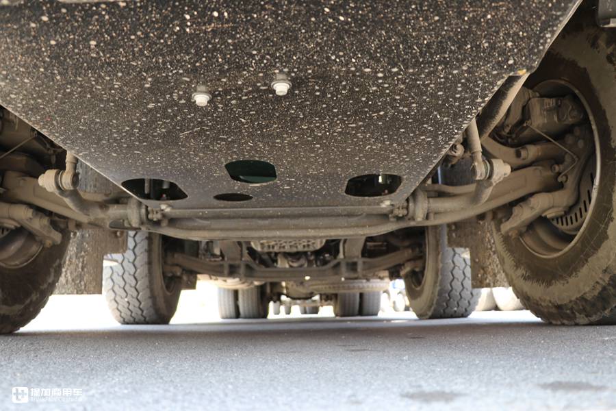 三一C10上装+沃尔沃FMX底盘,听说这是最强四桥泵车组合 - 第5张 - 提加商用车网 三一C10上装+沃尔沃FMX底盘,听说这是最强四桥泵车组合 - 第5张