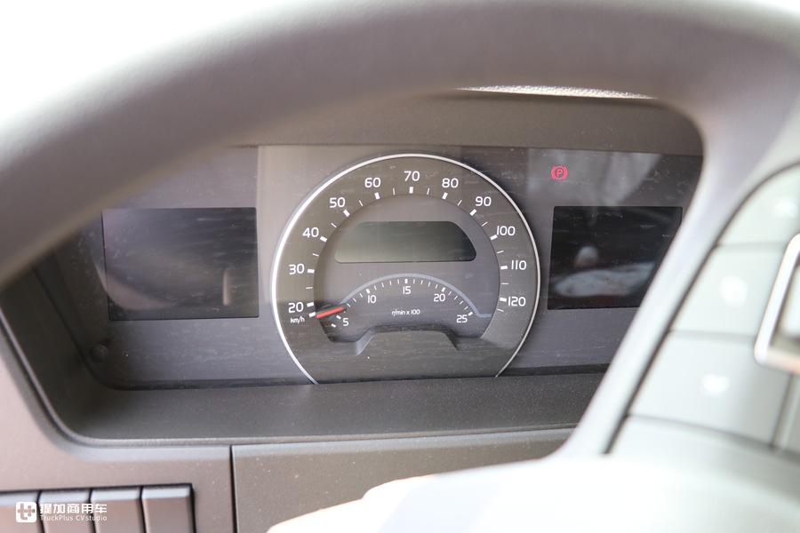 三一C10上装+沃尔沃FMX底盘,听说这是最强四桥泵车组合 - 第16张 - 提加商用车网 三一C10上装+沃尔沃FMX底盘,听说这是最强四桥泵车组合 - 第16张