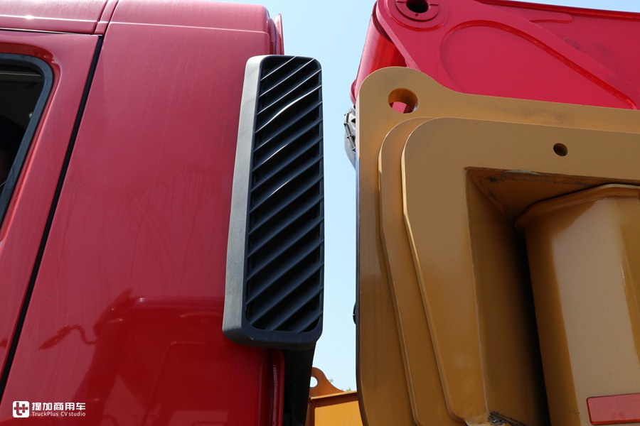 三一C10上装+沃尔沃FMX底盘,听说这是最强四桥泵车组合 - 第25张 - 提加商用车网 三一C10上装+沃尔沃FMX底盘,听说这是最强四桥泵车组合 - 第25张