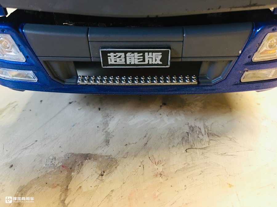 少见的售价2开头的牵引车模型,1:24的欧曼GTL模型为啥这么便宜? - 第7张 - 提加商用车网 少见的售价2开头的牵引车模型,1:24的欧曼GTL模型为啥这么便宜? - 第7张