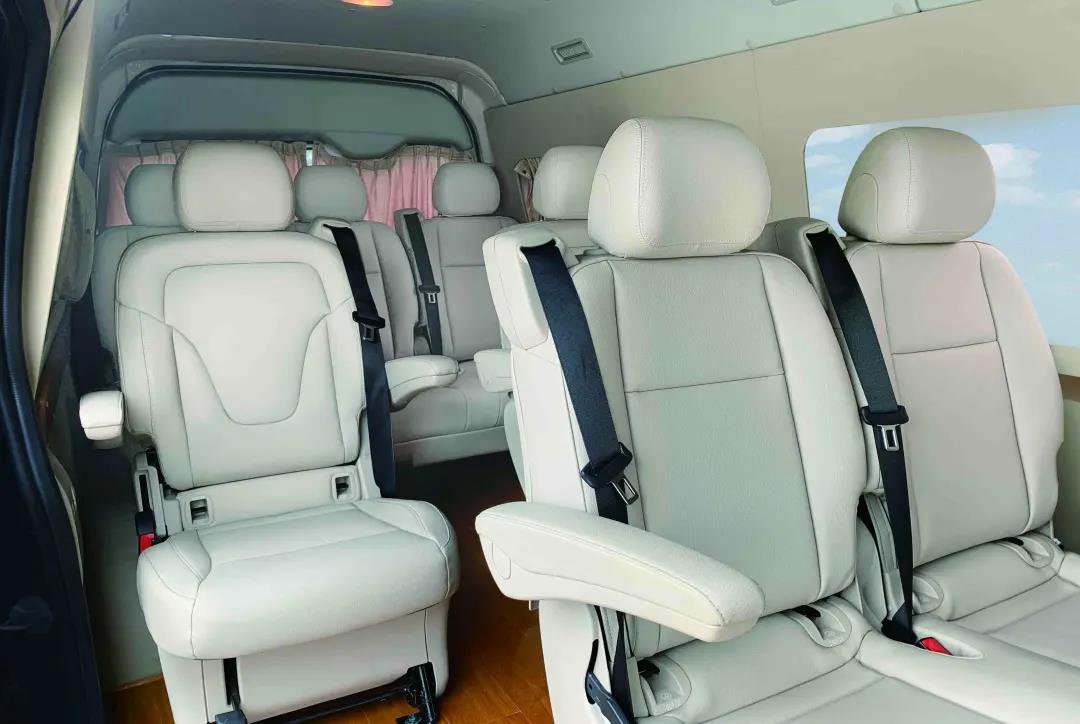 金龙凯锐浩克推出国六新车,4款车型任你选择! - 第11张 - 提加商用车网 金龙凯锐浩克推出国六新车,4款车型任你选择! - 第11张