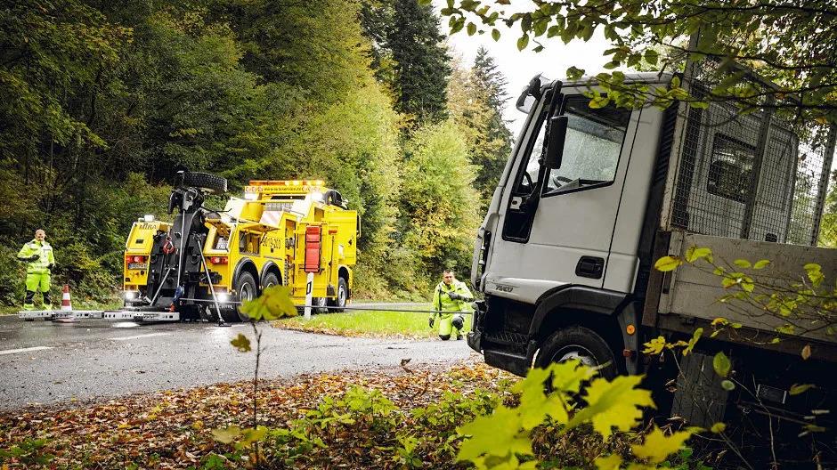 有求必应使命必达,带您认识奔驰Arocs底盘清障车 - 第8张 - 提加商用车网 有求必应使命必达,带您认识奔驰Arocs底盘清障车 - 第8张
