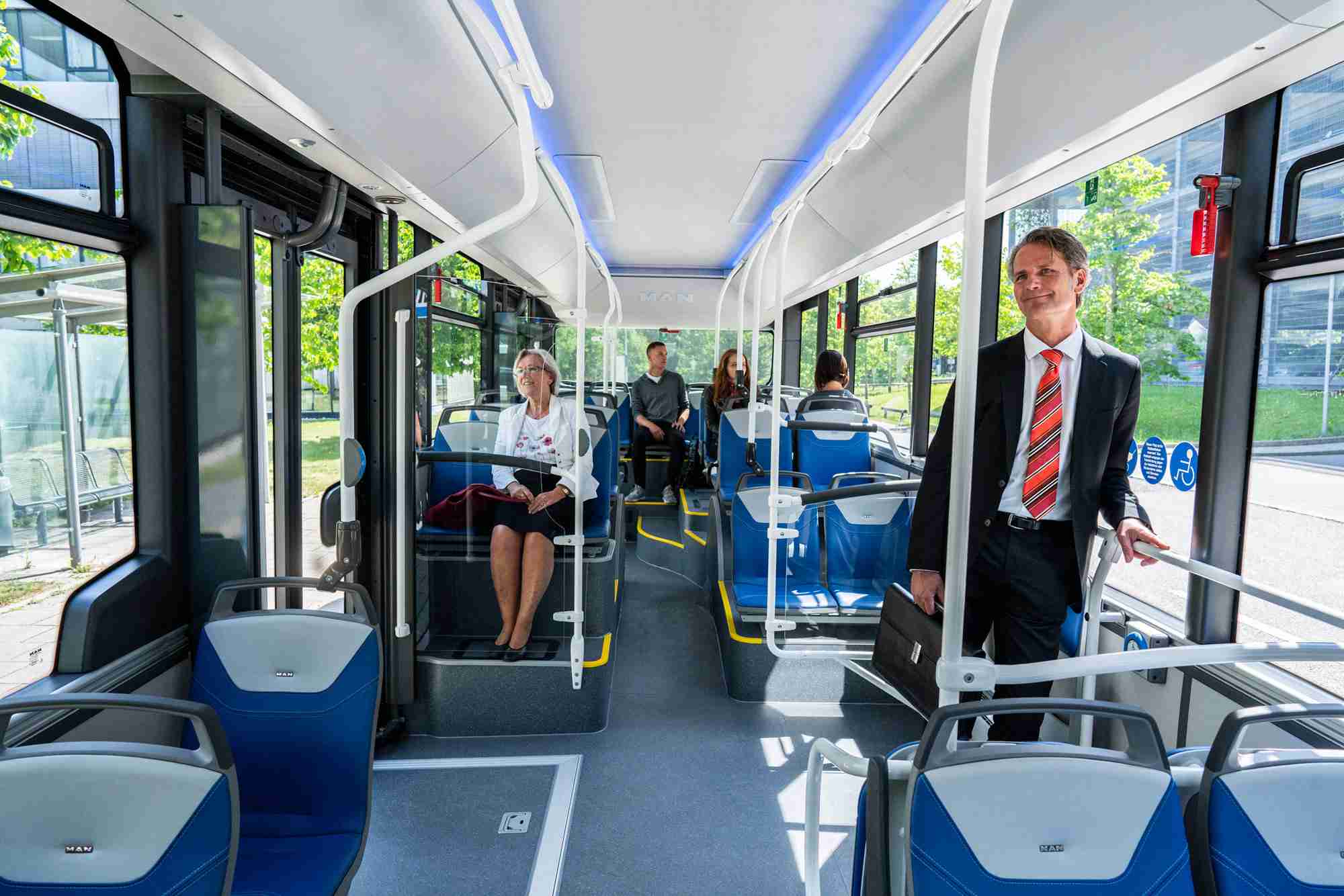 续写荣耀 |曼恩Lion's City E再获设计大奖 - 第3张 - 提加商用车网 续写荣耀 |曼恩Lion's City E再获设计大奖 - 第3张