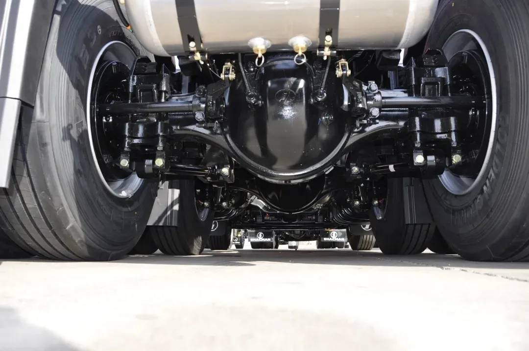 德龙X3000钜惠版:能省会赚我是认真的 - 第7张 - 提加商用车网 德龙X3000钜惠版:能省会赚我是认真的 - 第7张