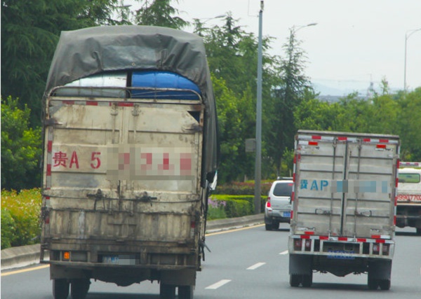 纯电动面包车都要开顶拉货,这种现象是如何盛行起来的? - 第3张 - 提加商用车网 纯电动面包车都要开顶拉货,这种现象是如何盛行起来的? - 第3张