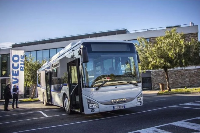 145辆依维柯Crossway低入口公交车交付捷克ARRIVA公司 - 第3张 - 提加商用车网 145辆依维柯Crossway低入口公交车交付捷克ARRIVA公司 - 第3张