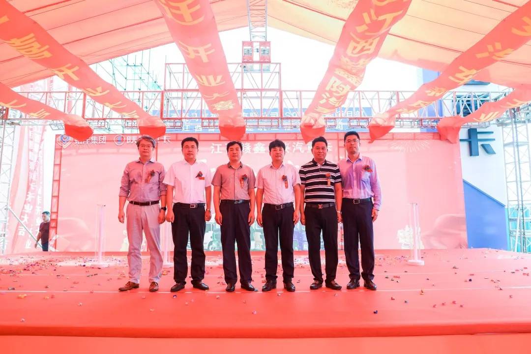 陕汽重卡 | 征战市场勤耕作，践行担当暖人心 - 第2张