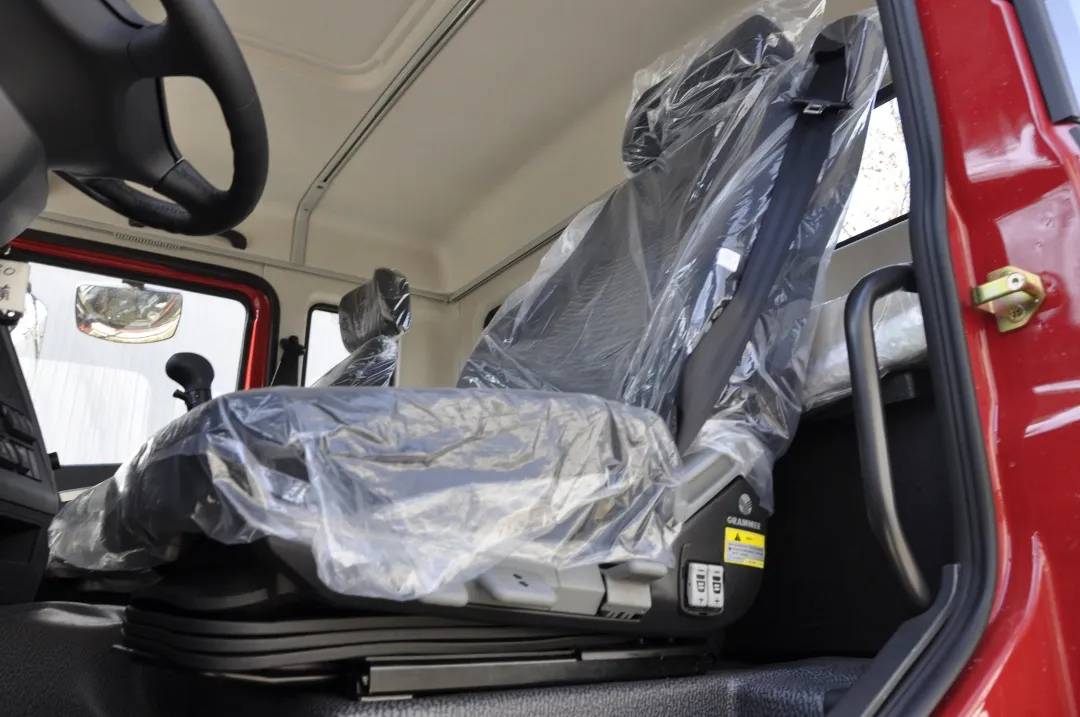 德龙X3000标准版自卸车,一不小心就成了标杆 - 第12张 - 提加商用车网 德龙X3000标准版自卸车,一不小心就成了标杆 - 第12张