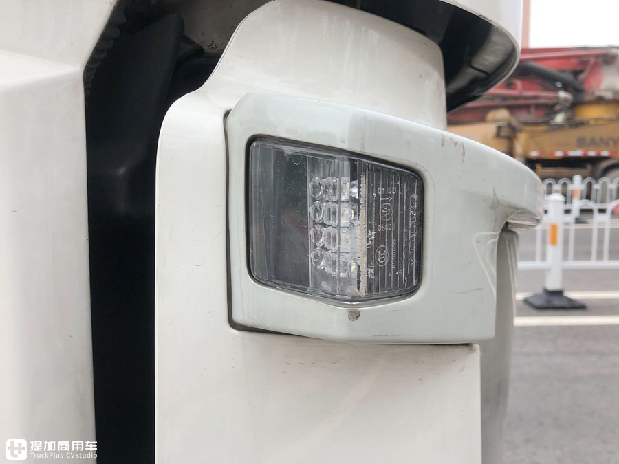 开6年的沃尔沃FM卡车还能卖20万,跑了160多万公里,车况怎么样? - 第4张 - 提加商用车网 开6年的沃尔沃FM卡车还能卖20万,跑了160多万公里,车况怎么样? - 第4张