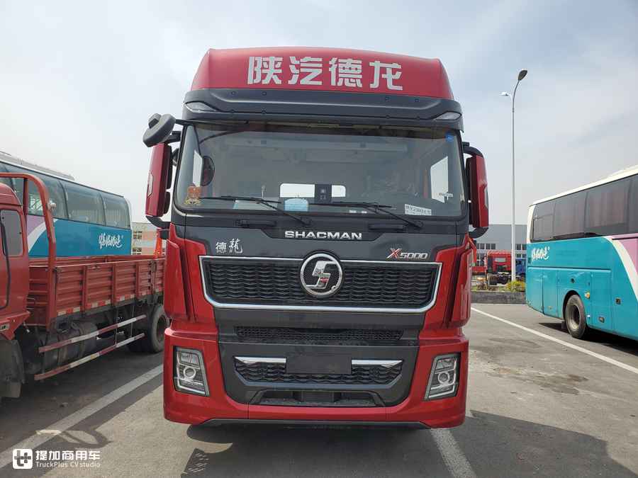 能见度越来越高,陕汽去年推出的德龙X5000,为什么那么多人喜欢? - 第2张 - 提加商用车网 能见度越来越高,陕汽去年推出的德龙X5000,为什么那么多人喜欢? - 第2张