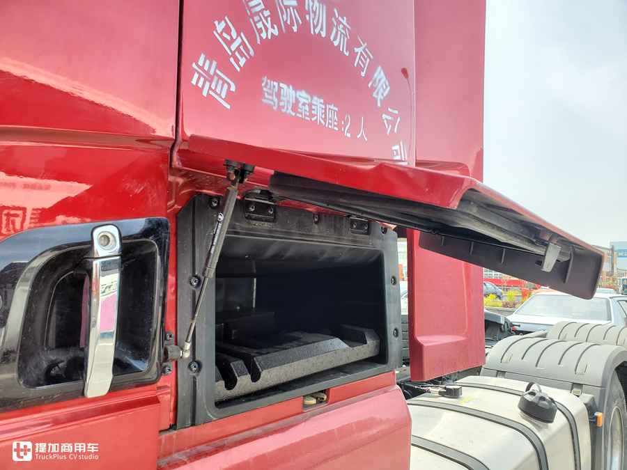 能见度越来越高,陕汽去年推出的德龙X5000,为什么那么多人喜欢? - 第7张 - 提加商用车网 能见度越来越高,陕汽去年推出的德龙X5000,为什么那么多人喜欢? - 第7张