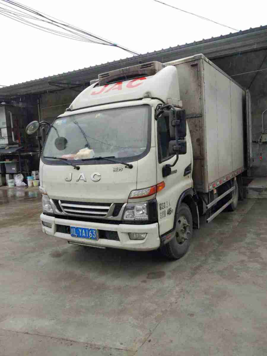 江淮轻卡最美卡哥唐加齐:骏铃冷链的“鲜达”之旅 - 第2张 - 提加商用车网 江淮轻卡最美卡哥唐加齐:骏铃冷链的“鲜达”之旅 - 第2张