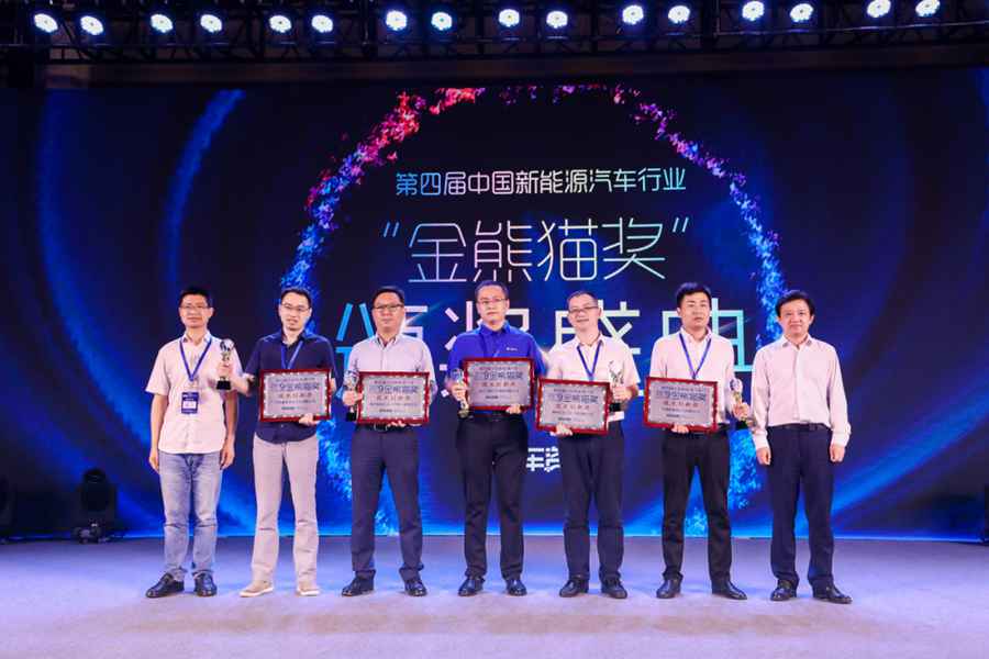 飞碟Q将于九月上市 ,除了外观它还有什么能够打动你? - 第1张 - 提加商用车网 飞碟Q将于九月上市 ,除了外观它还有什么能够打动你? - 第1张