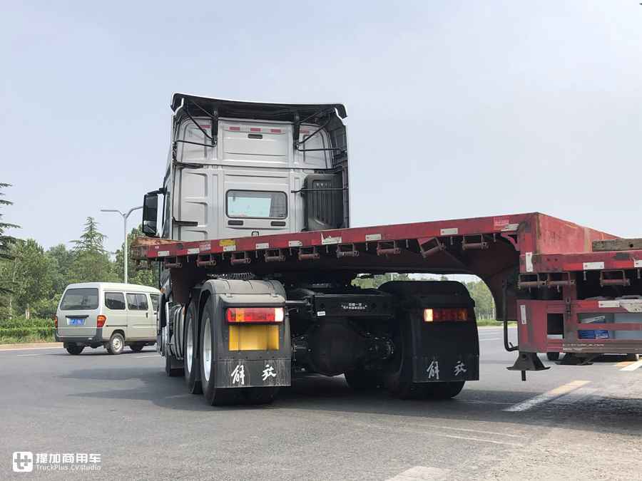 花50多万买了一辆解放J7,自动挡安全配置高,车主觉得很值 - 第22张 - 提加商用车网 花50多万买了一辆解放J7,自动挡安全配置高,车主觉得很值 - 第22张