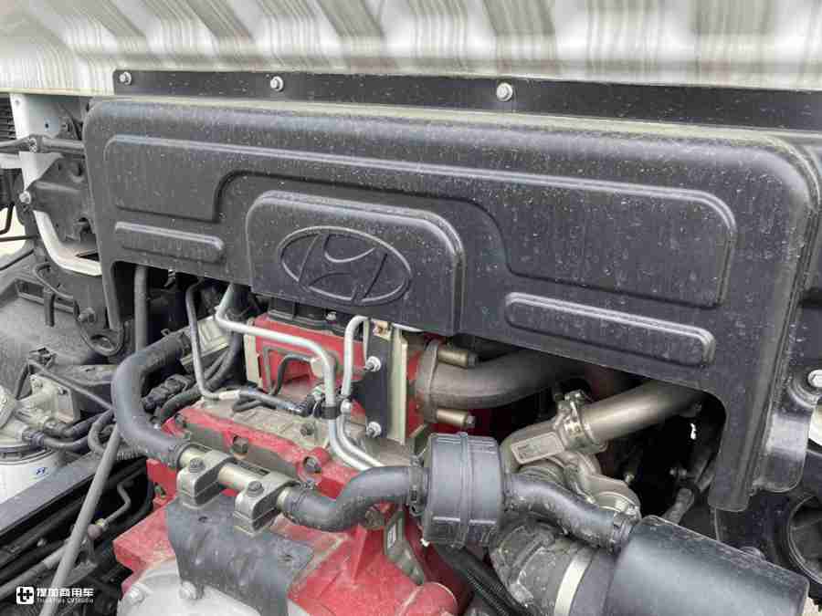 现代轻卡怎么样?实拍盛图高端车型带你看看,内饰配置没得说 - 第8张 - 提加商用车网 现代轻卡怎么样?实拍盛图高端车型带你看看,内饰配置没得说 - 第8张