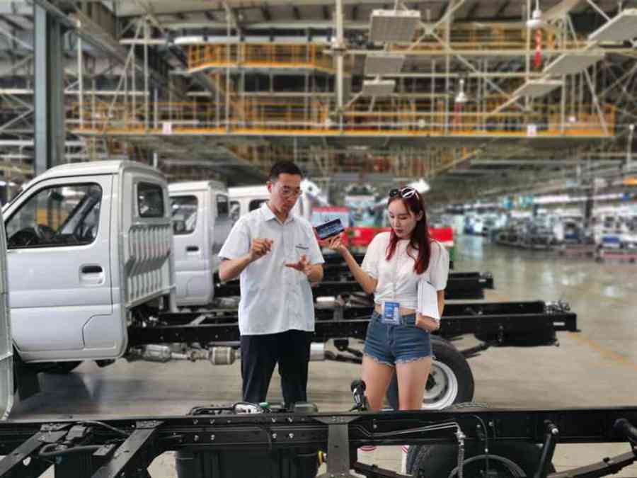 超220万人在线观看、美女直播造车揭秘“开瑞品质” - 第5张 - 提加商用车网 超220万人在线观看、美女直播造车揭秘“开瑞品质” - 第5张