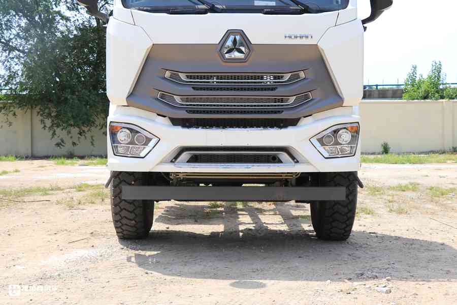 定制版重汽豪瀚N5G泵车底盘实拍,还是国六排放,性价比真高! - 第4张 - 提加商用车网 定制版重汽豪瀚N5G泵车底盘实拍,还是国六排放,性价比真高! - 第4张