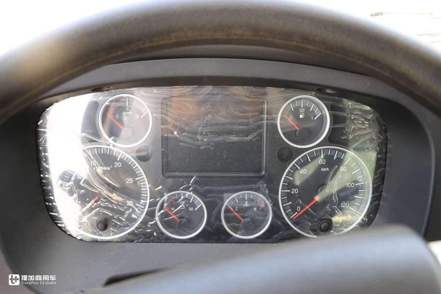 定制版重汽豪瀚N5G泵车底盘实拍,还是国六排放,性价比真高! - 第10张 - 提加商用车网 定制版重汽豪瀚N5G泵车底盘实拍,还是国六排放,性价比真高! - 第10张