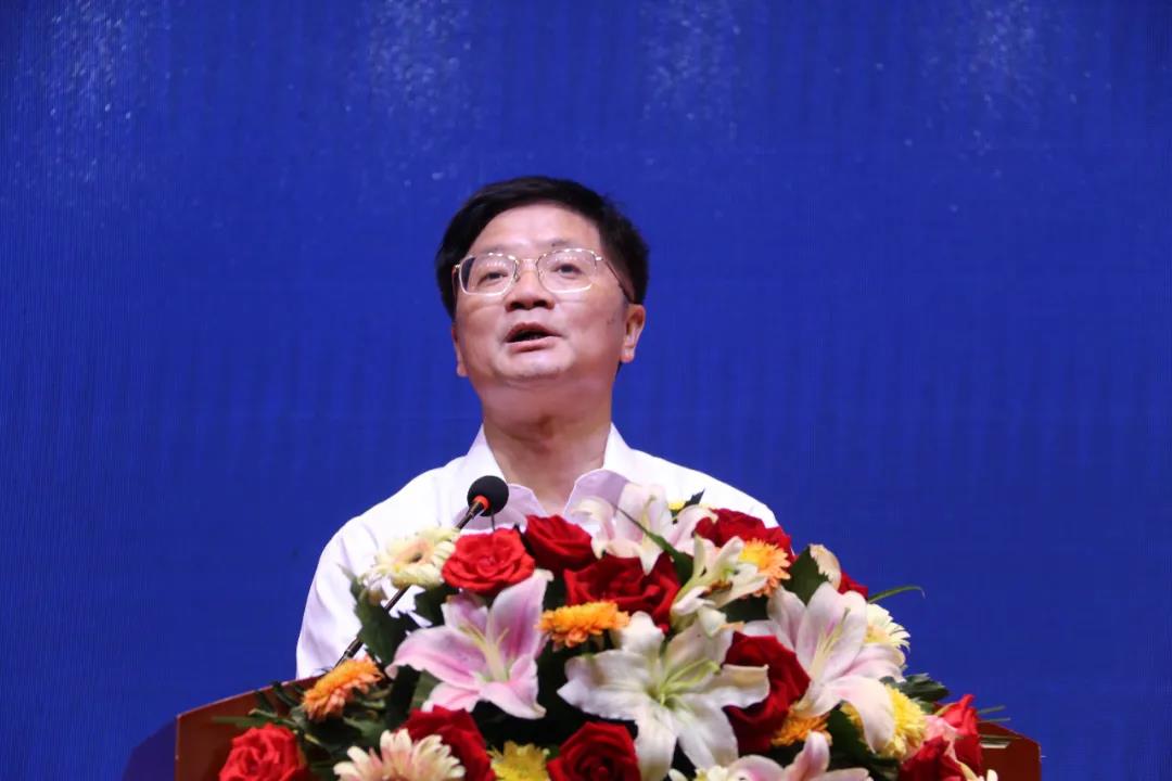 构建新生态 共赢新未来——2020融和电科 华菱星马智能换电重卡产品推介会顺利举行 - 第3张 - 提加商用车网 构建新生态 共赢新未来——2020融和电科 华菱星马智能换电重卡产品推介会顺利举行 - 第3张