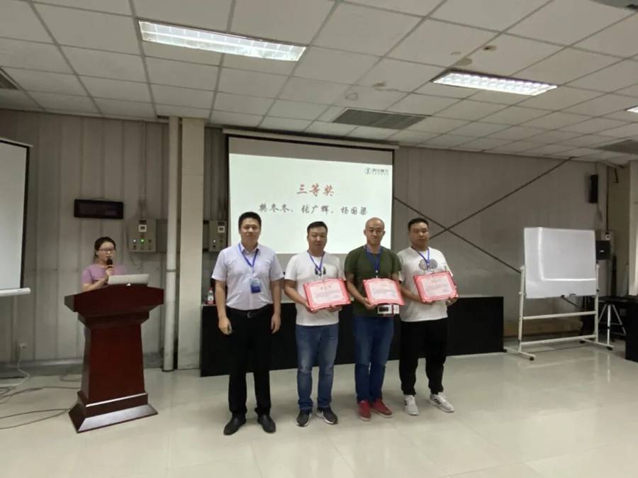 陕汽重卡 | 营销战队大练兵,价值承载建新功 - 第7张 - 提加商用车网 陕汽重卡 | 营销战队大练兵,价值承载建新功 - 第7张