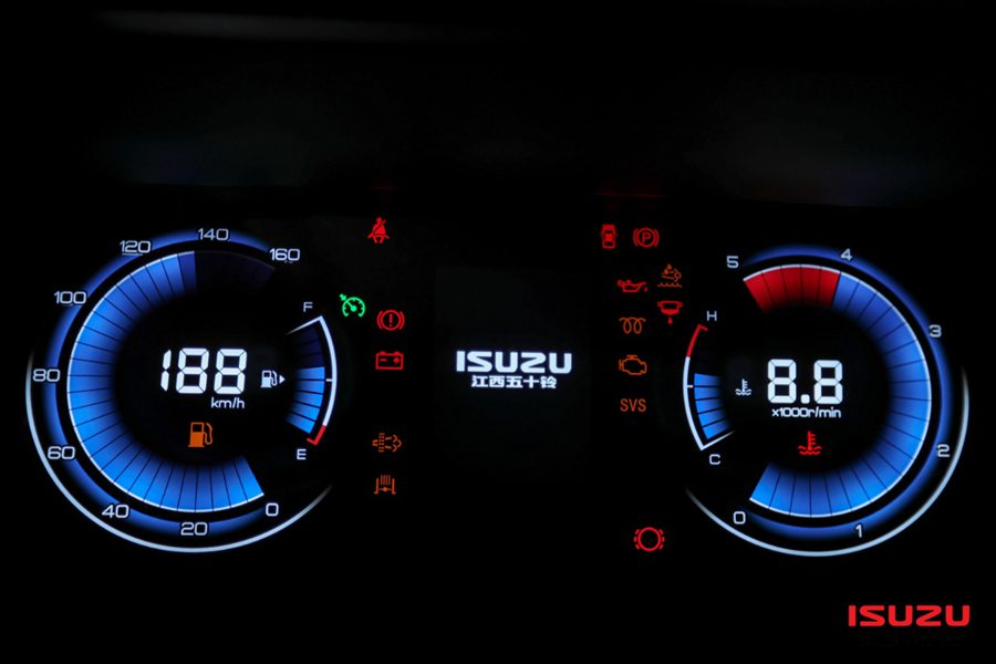 江西五十铃翼放轻卡，真正的轿车级舒适轻卡 - 第4张