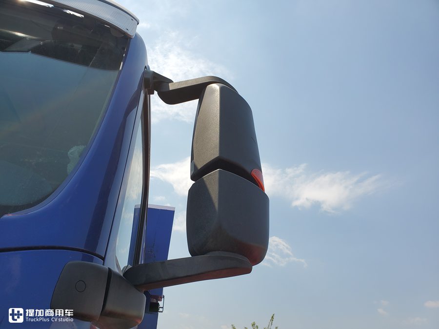 12挡变速箱更适应工地路况,440马力柴油动力,豪沃TX自卸车实拍 - 第3张 - 提加商用车网 12挡变速箱更适应工地路况,440马力柴油动力,豪沃TX自卸车实拍 - 第3张