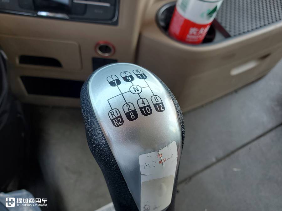 12挡变速箱更适应工地路况,440马力柴油动力,豪沃TX自卸车实拍 - 第21张 - 提加商用车网 12挡变速箱更适应工地路况,440马力柴油动力,豪沃TX自卸车实拍 - 第21张