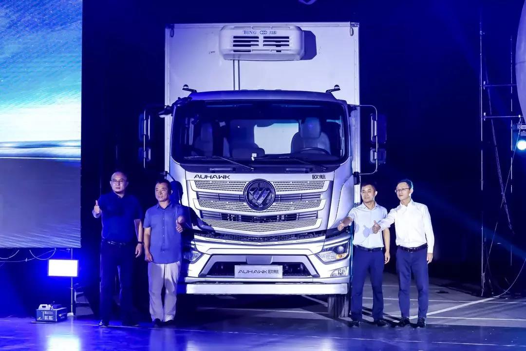 欧航R系列超级卡车发布，绿通畅行版正式“启航” - 第3张