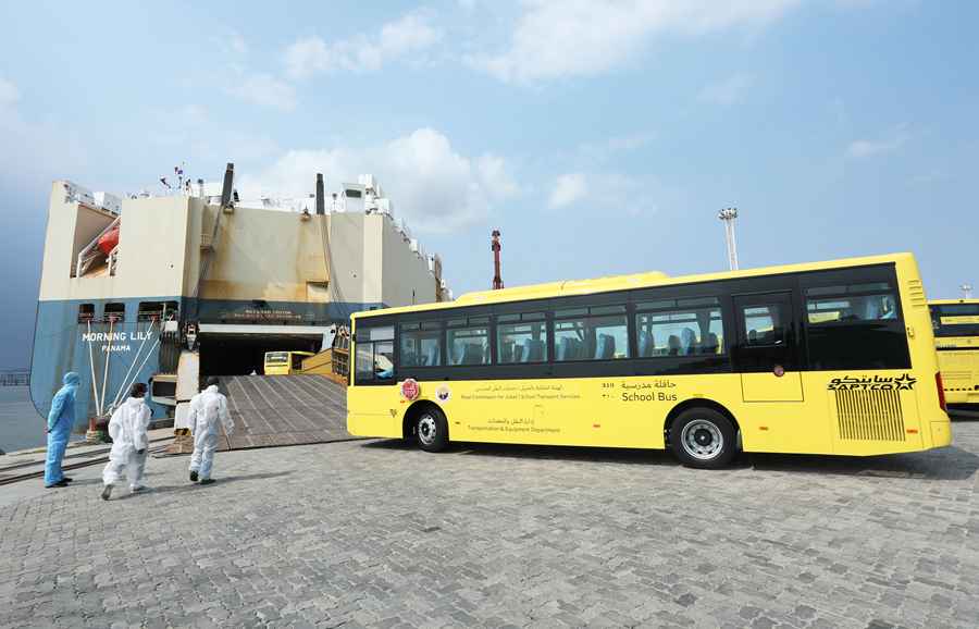 “金色”梦想启航,金龙再次发运沙特449辆智慧安全校车 - 第3张 - 提加商用车网 “金色”梦想启航,金龙再次发运沙特449辆智慧安全校车 - 第3张