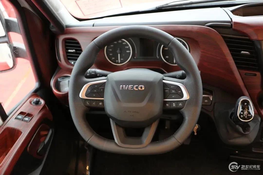 L2级自动驾驶,蓝牌C照就能开,戴德E途MAX+进口依维柯国六房车全解析 - 第3张 - 提加商用车网 L2级自动驾驶,蓝牌C照就能开,戴德E途MAX+进口依维柯国六房车全解析 - 第3张