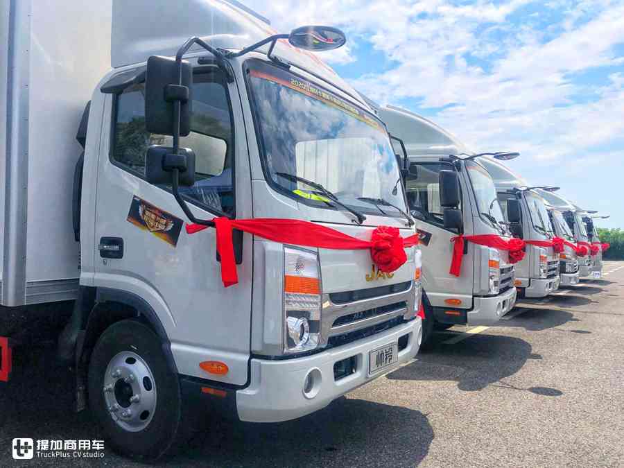 江淮“最美卡哥”杭州站竞争激烈,帅铃Q6用品质征服现场用户 - 第7张 - 提加商用车网 江淮“最美卡哥”杭州站竞争激烈,帅铃Q6用品质征服现场用户 - 第7张