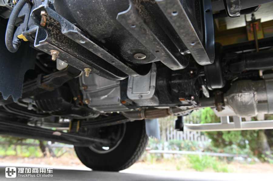 与日本同步,内饰简洁耐用,邮政新购的国六五十铃轻卡实拍 - 第19张 - 提加商用车网 与日本同步,内饰简洁耐用,邮政新购的国六五十铃轻卡实拍 - 第19张