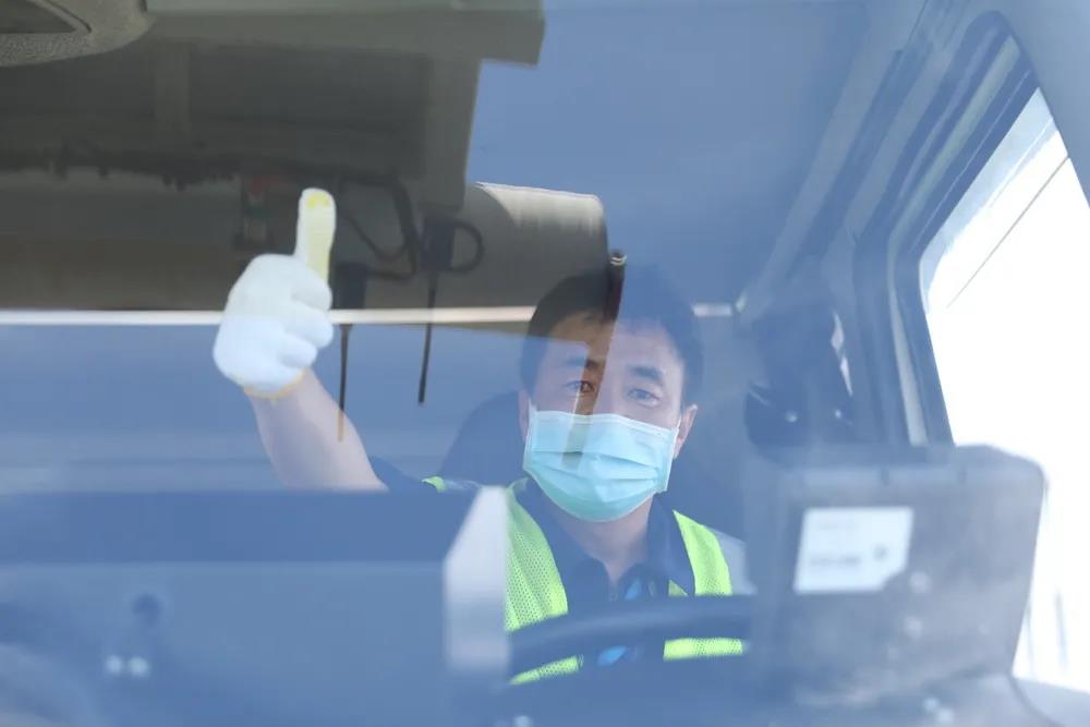 一汽解放新能源食品车正式投放北京大兴机场,创行业首次,为航空食品保鲜 - 第4张 - 提加商用车网 一汽解放新能源食品车正式投放北京大兴机场,创行业首次,为航空食品保鲜 - 第4张