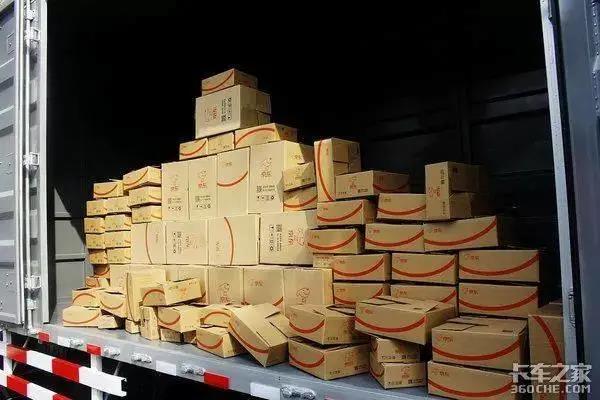 又称十开门轻卡，全开门车厢怎么样，它与飞翼厢有什么差别? - 第4张