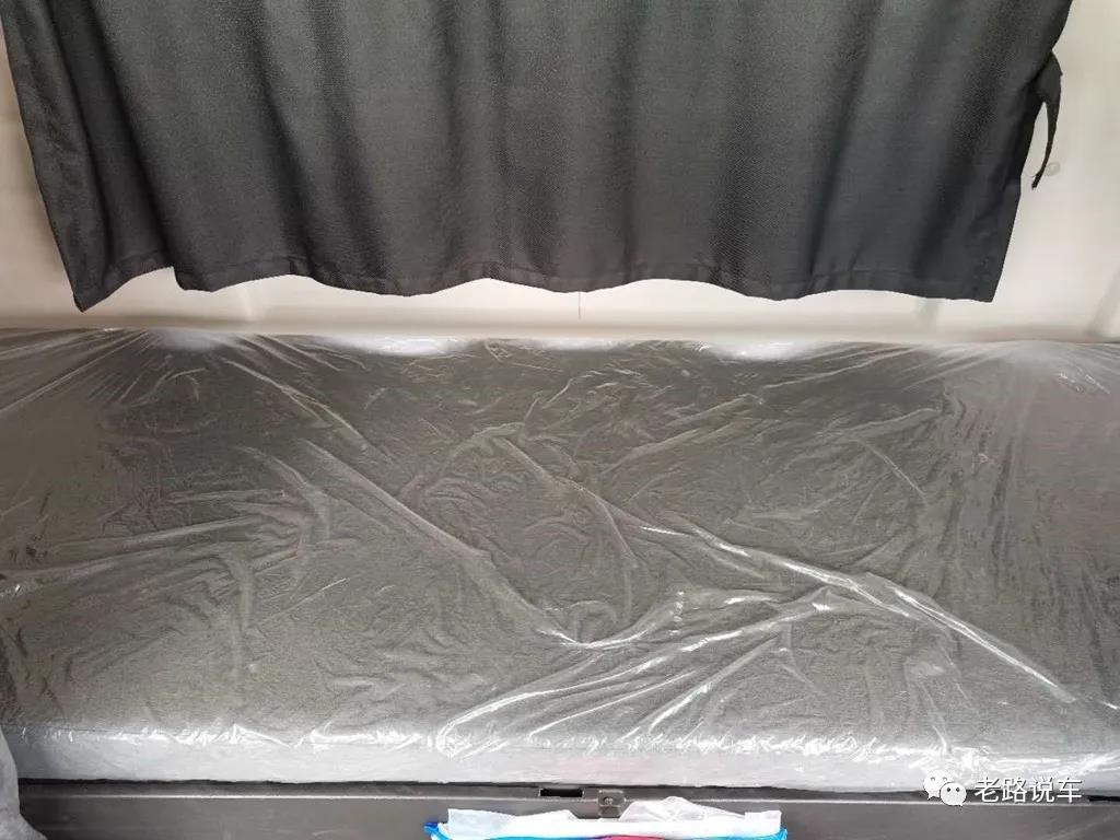 安全、装载和排放，国六版红岩杰狮C6 LNG渣土车轻松应对三大难题 - 第6张