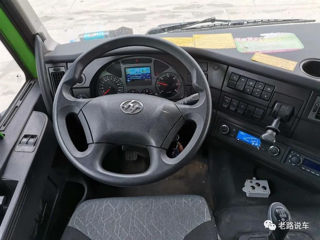 安全、装载和排放，国六版红岩杰狮C6 LNG渣土车轻松应对三大难题 - 第4张