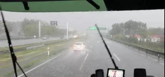 各地暴雨预警,安全行车必小贴士奉上! - 第3张 - 提加商用车网 各地暴雨预警,安全行车必小贴士奉上! - 第3张