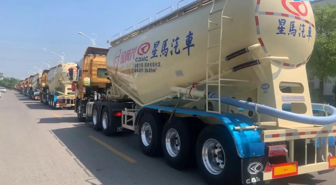 300台华菱汉马H7牵引半挂车大单,首批60台今日发往市场 - 第3张 - 提加商用车网 300台华菱汉马H7牵引半挂车大单,首批60台今日发往市场 - 第3张