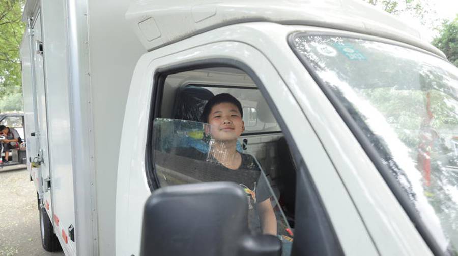 14岁小男孩与祥菱同行的60天:自从有了它,我爸的眼睛里满是幸福 - 第3张 - 提加商用车网 14岁小男孩与祥菱同行的60天:自从有了它,我爸的眼睛里满是幸福 - 第3张