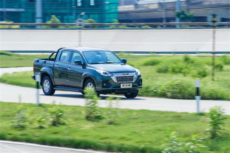 全国首位新宝典车主:只选对的车 - 第4张 - 提加商用车网 全国首位新宝典车主:只选对的车 - 第4张