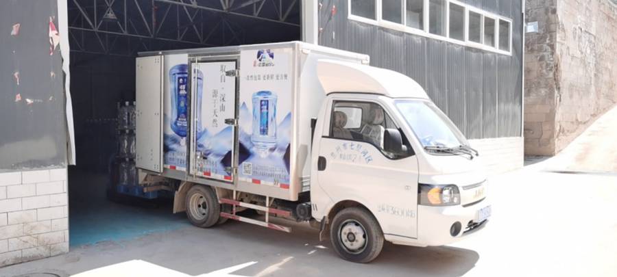 连提三台江淮轿卡,高效运输让城配物流更具活力 - 第3张 - 提加商用车网 连提三台江淮轿卡,高效运输让城配物流更具活力 - 第3张